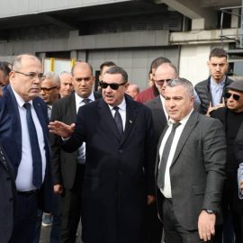 وزير الداخلية و الجماعات المحلية و النقل يقوم بزيارة تفتيشية مفاجئة إلى ميناء الجزائر