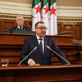 Le ministre de l’Intérieur, des Collectivités locales et des Transports assiste, au Conseil de la Nation, à une séance plénière consacrée à l’adoption du texte de la loi portant code de la route