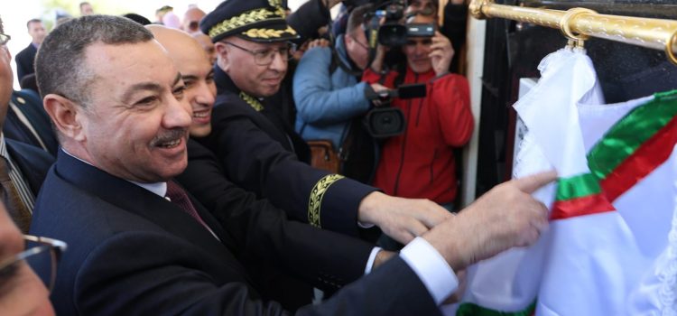 Ouargla/Constantine : Le Ministre de l’Intérieur, des Collectivités Locales et des Transports supervise la mise en service des annexes régionales pour la certification des documents destinés à l’usage à l’étranger