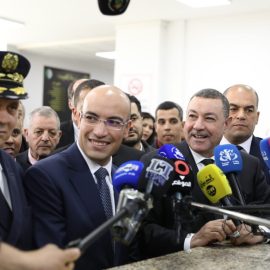 وزير الداخلية و الجماعات المحلية و النقل يقوم بزيارة عمل و تفقد بولاية وهران