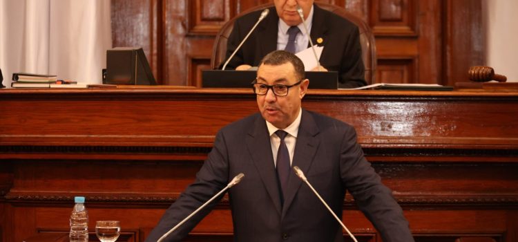 Le ministre de l’Intérieur présente devant les membres du Conseil de la Nation un projet de loi fixant les circonscriptions électorales et le nombre de sièges à pourvoir au Parlement Le ministre de l’Intérieur présente devant les membres du Conseil de la Nation un projet de loi fixant les circonscriptions électorales et le nombre de sièges à pourvoir au Parlement