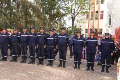 موظفي وحدات  الحماية المدنية يقفون دقيقة صمتٍ، ترحما على أرواح شهداء مظاهرات 17 أكتوبر 